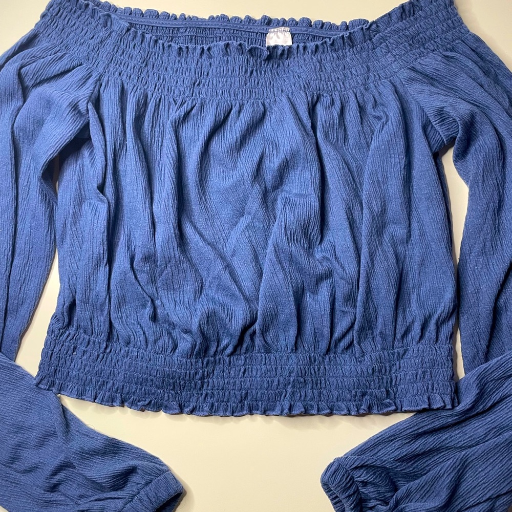 Forever 21 Ribbed Off Shoulder Long Sleep Crop Top: Dark Blue